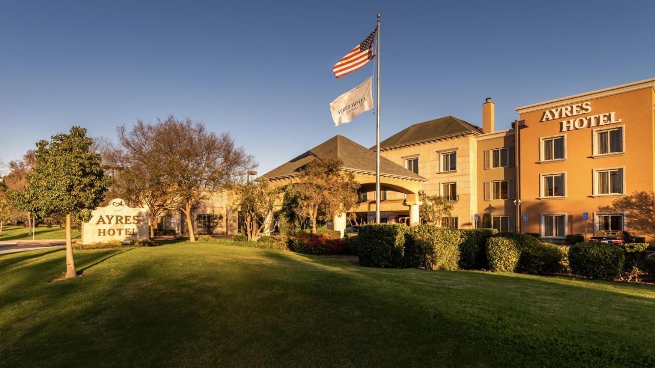Ayres Hotel Seal Beach - Cypress Экстерьер фото