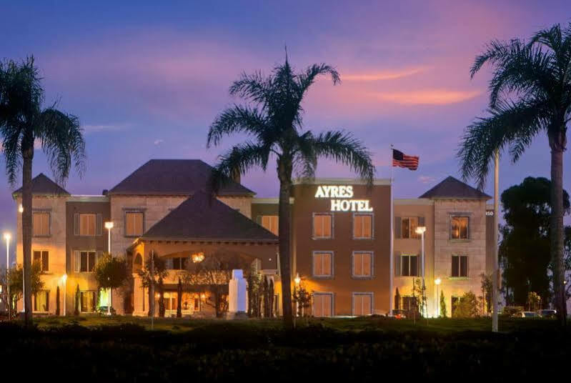 Ayres Hotel Seal Beach - Cypress Экстерьер фото